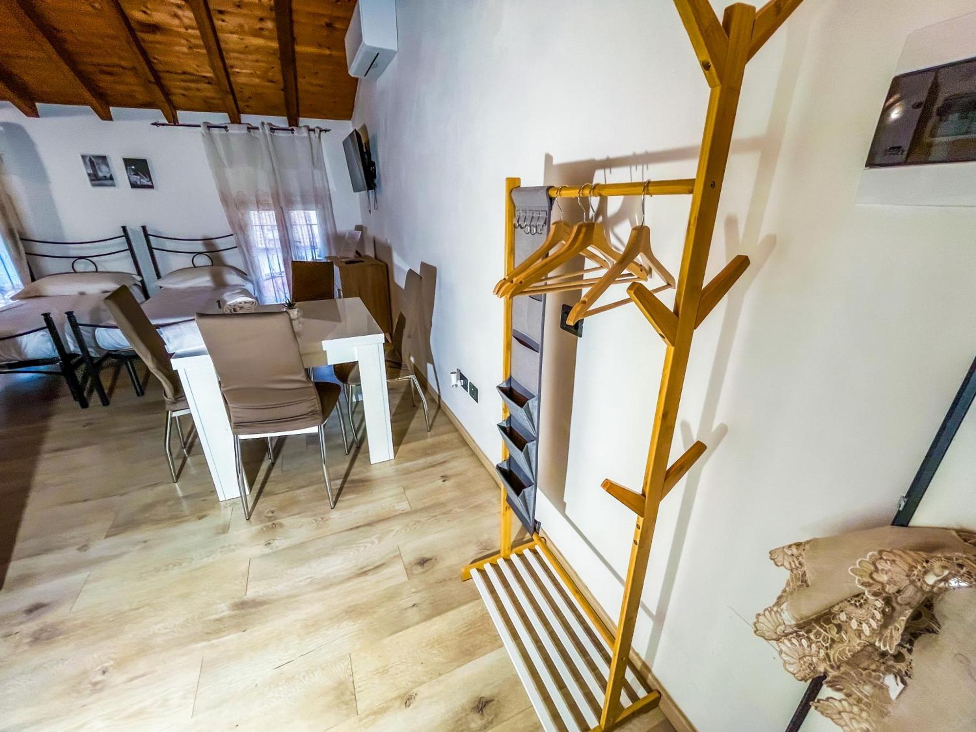 House Brennero 29 Διαμέρισμα Κάρπι Εξωτερικό φωτογραφία